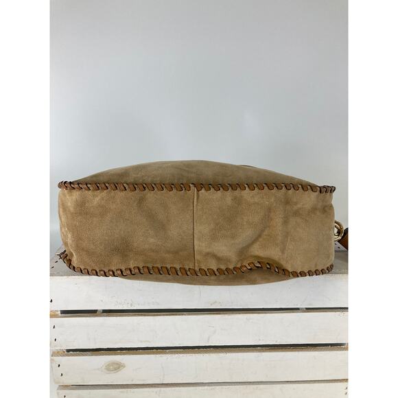 MICHAEL KORS, LARGE TAN SUEDE SHOULDER BAG WITH TASSEL - Picture 7 of 16